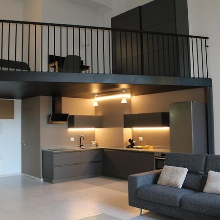Milan Space Loft - Apartment Close To M5 Subway - Free Parking - Sky & Netflix Tv Milão Exterior foto