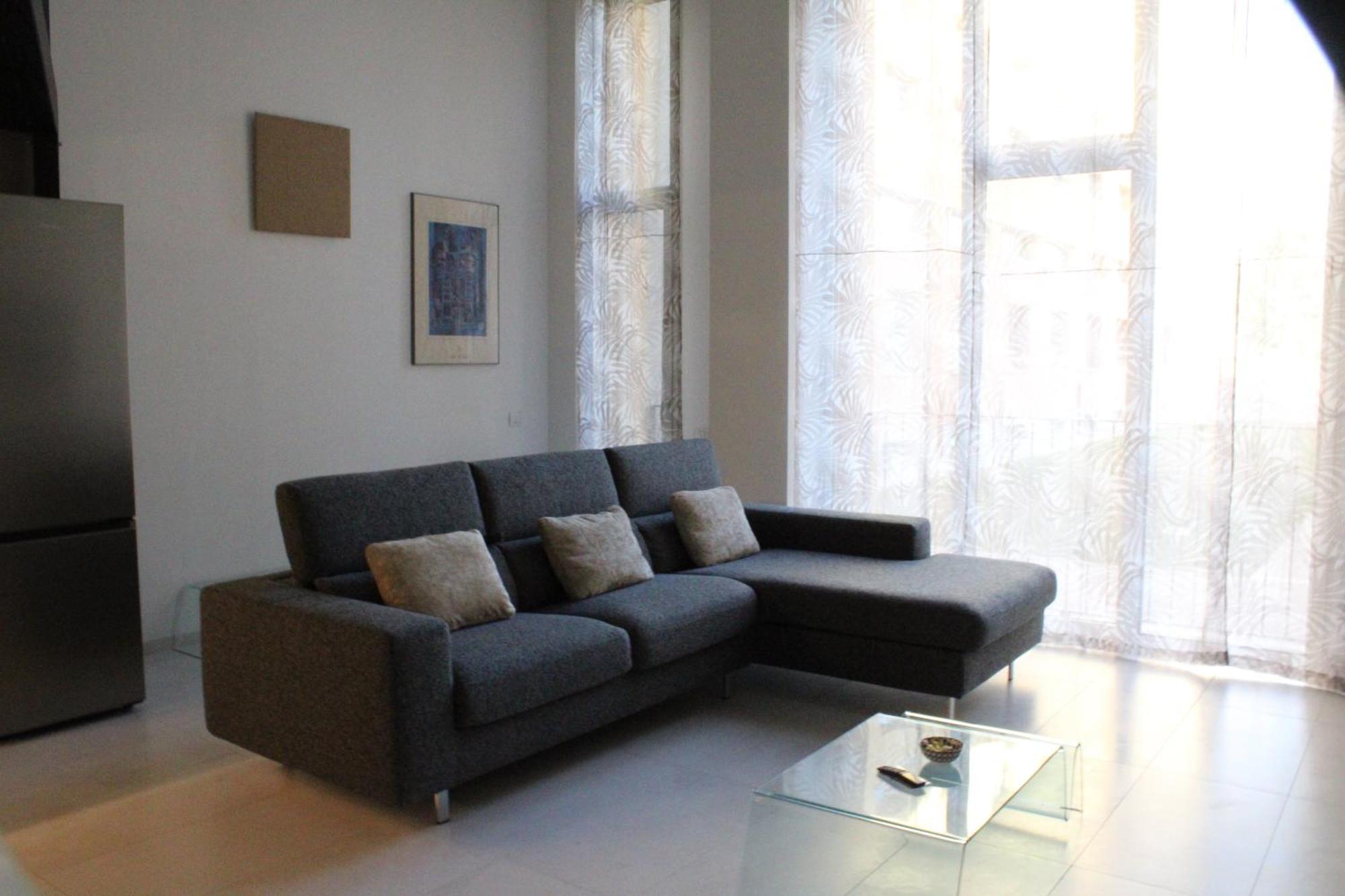 Milan Space Loft - Apartment Close To M5 Subway - Free Parking - Sky & Netflix Tv Milão Exterior foto