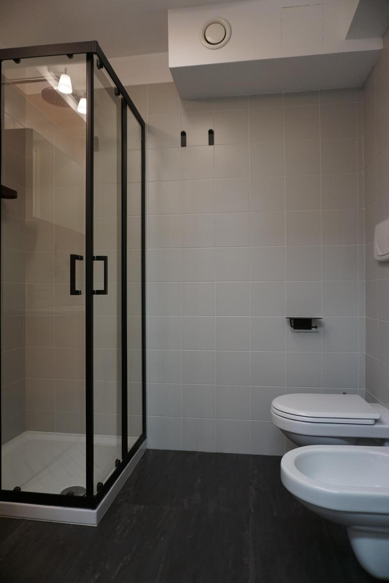 Milan Space Loft - Apartment Close To M5 Subway - Free Parking - Sky & Netflix Tv Milão Exterior foto